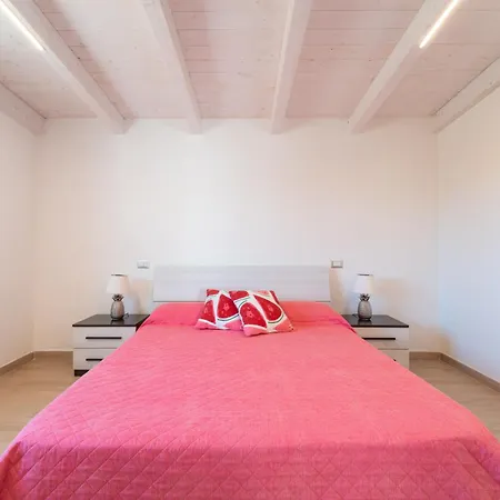 Miquel - Casina Di Campagna *